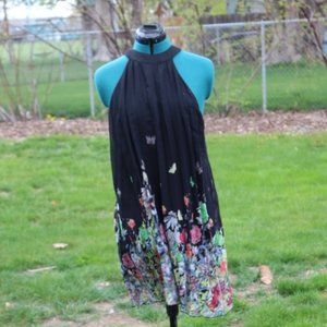 UNKNOWN BRAND- Womens Black Pleated Floral  mini Idress- size larrge